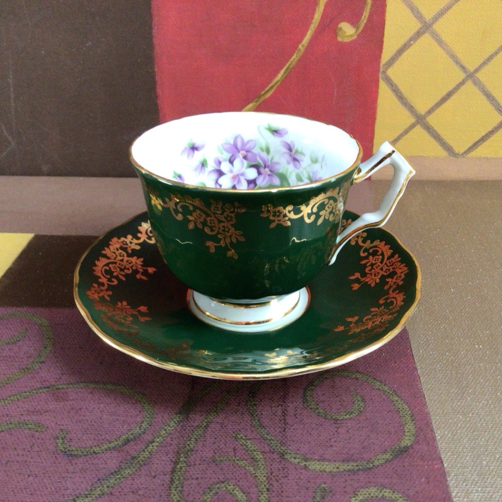 Aynsley Purple Violets Green Teacup And Saucer